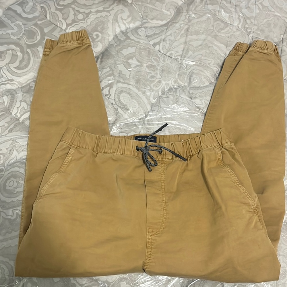American Eagle joggers